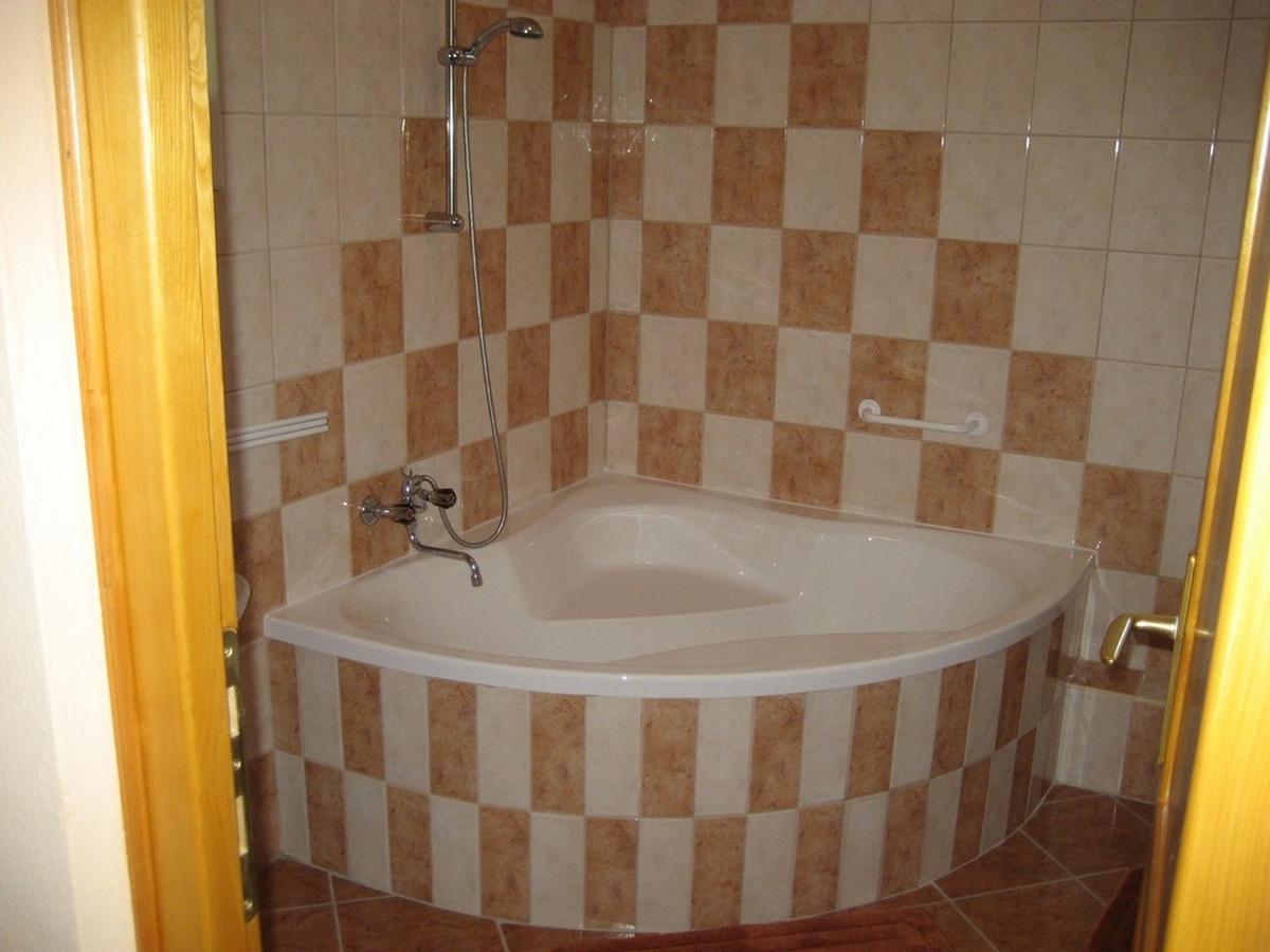 Lala Apartmanok Balatonboglár Eksteriør billede