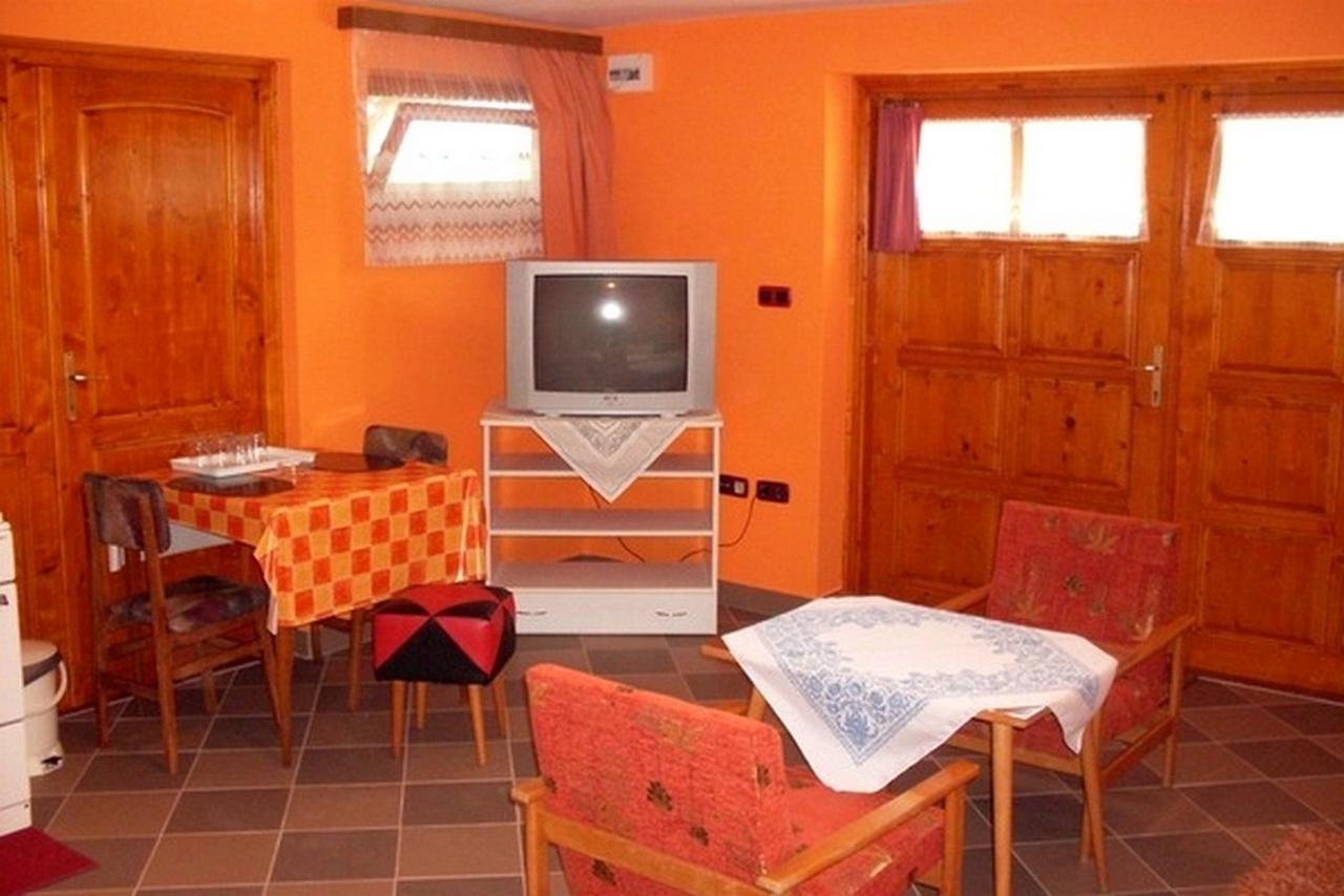 Lala Apartmanok Balatonboglár Eksteriør billede